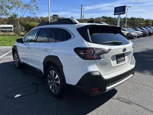 2023 Subaru Outback Touring XT