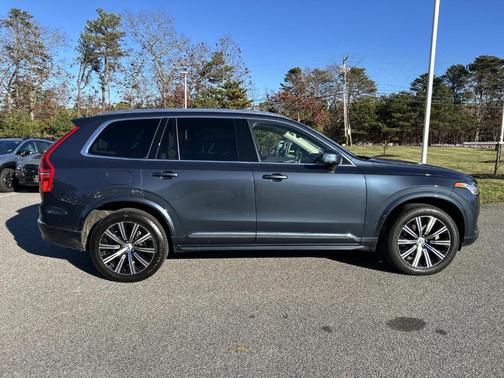 2024 Volvo XC90 B5 Core Bright Theme