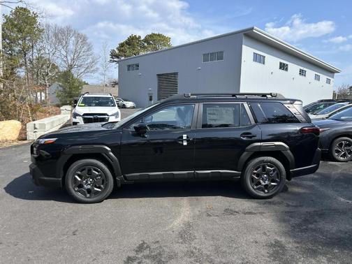 Crystal Black Silica 2026 Subaru Outback Premium