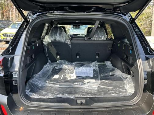 Crystal Black Silica 2026 Subaru Outback Premium