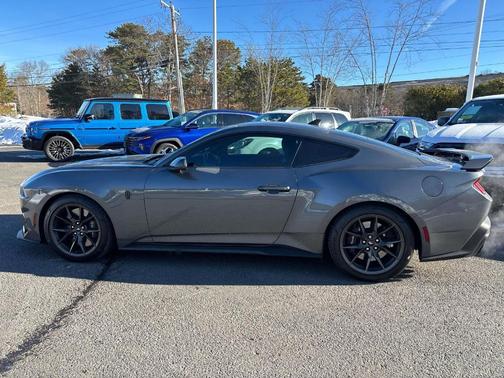 2024 Ford Mustang Dark Horse