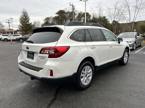 2017 Subaru Outback 2.5i Premium