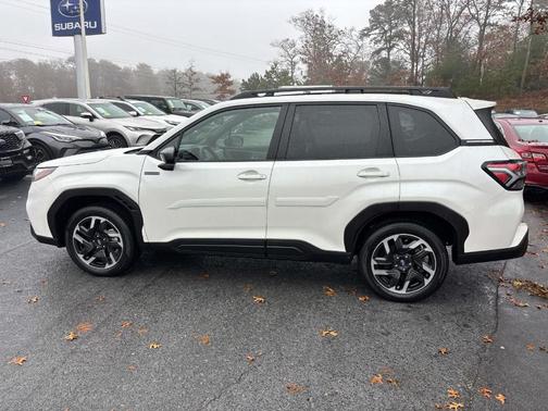 2025 Subaru Forester Hybrid 