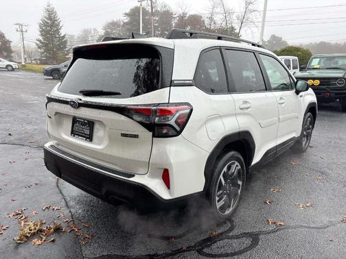 2025 Subaru Forester Hybrid 