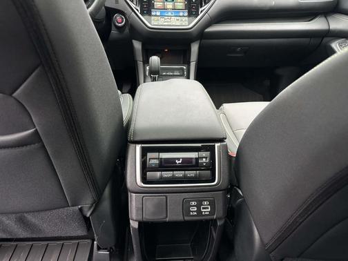 2025 Subaru Ascent Onyx Edition