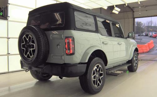 Gray 2023 Ford Bronco Outer Banks