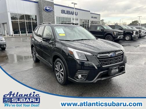 Crystal Black Silica 2023 Subaru Forester Limited