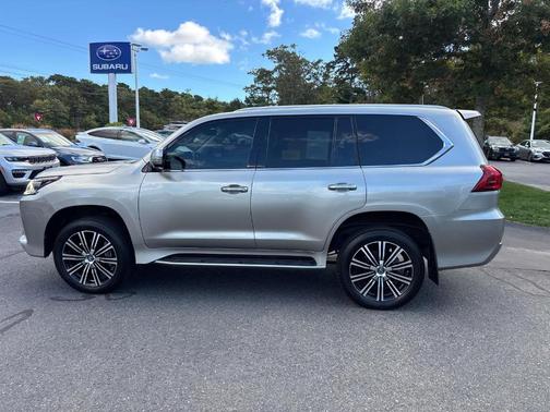 2021 Lexus LX 570 Two-Row