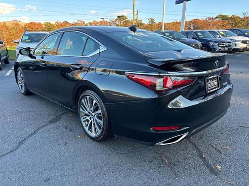 2021 Lexus ES 350 Base