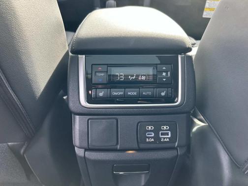 2025 Subaru Ascent Limited