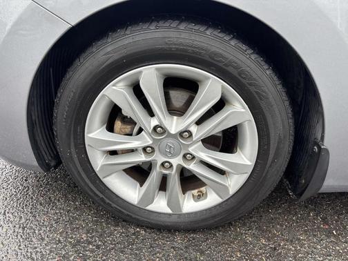 2014 Hyundai Elantra GT Base