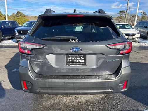 2022 Subaru Outback Premium