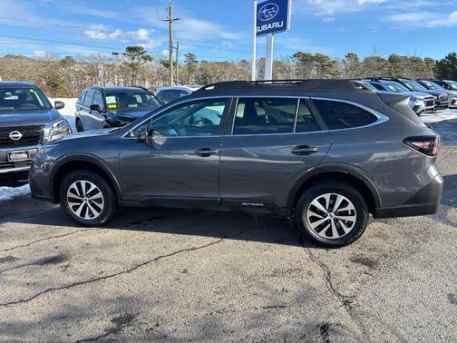 2022 Subaru Outback Premium
