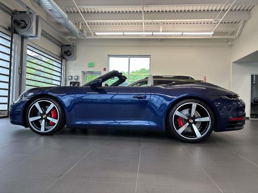 2024 Porsche 911 Carrera 4S