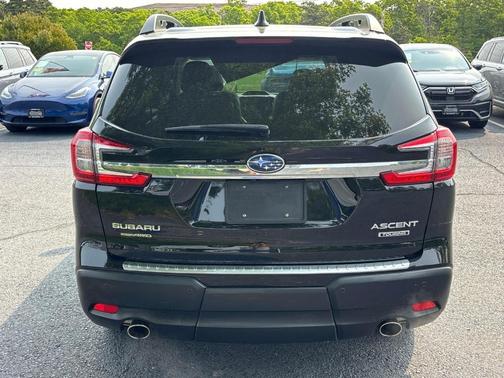 2024 Subaru Ascent Touring
