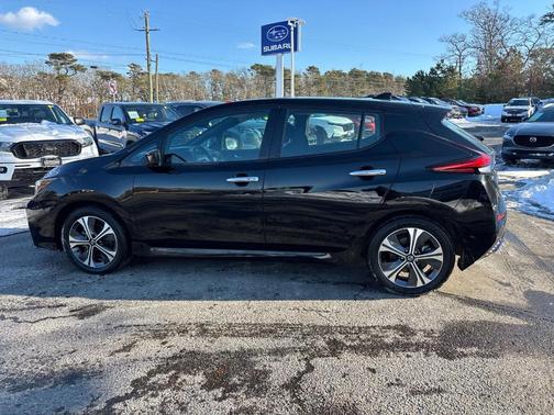 2022 Nissan Leaf SV PLUS