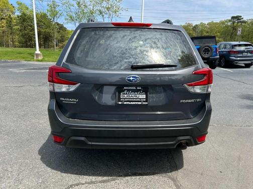 2022 Subaru Forester Base (CVT)