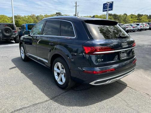 2024 Audi Q7 45 Premium