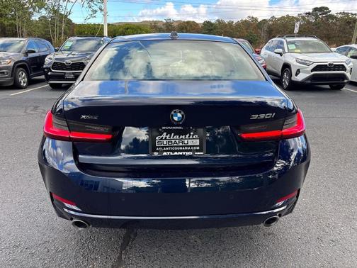 2023 BMW 330 i xDrive