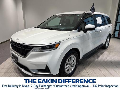 2023 Kia Carnival LX