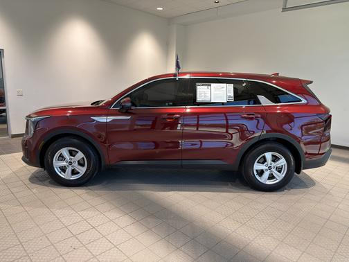 2024 Kia Sorento LX