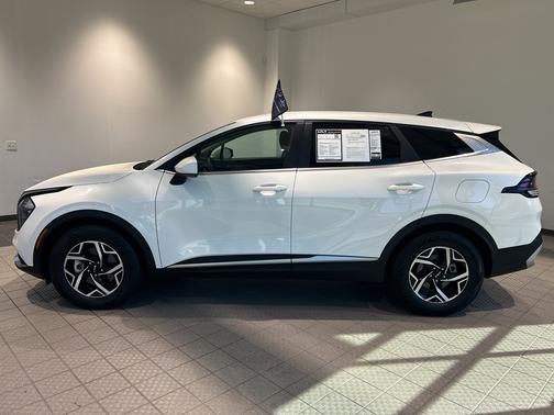 2023 Kia Sportage LX