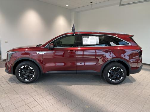 DAWNING RED 2025 Kia Sorento S