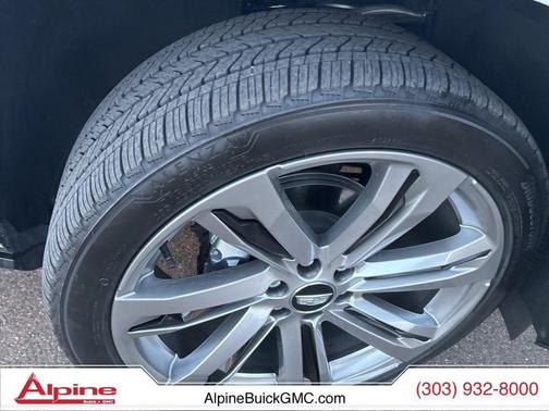 2025 Cadillac Escalade Sport Platinum