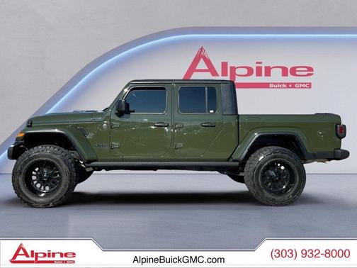 2022 Jeep Gladiator Sport S