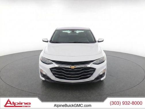 Summit White 2022 Chevrolet Malibu FWD LT