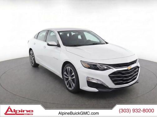 Summit White 2022 Chevrolet Malibu FWD LT
