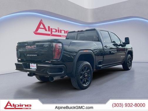 2024 GMC Sierra 2500 AT4