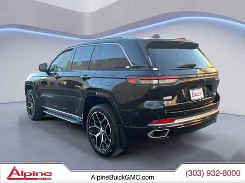 2022 Jeep Grand Cherokee Summit