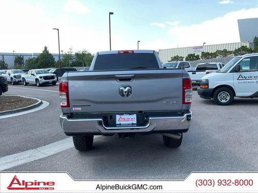 Billet Silver Metallic Clearcoat 2022 RAM 2500 Big Horn Crew Cab 4x4 6'4' Box