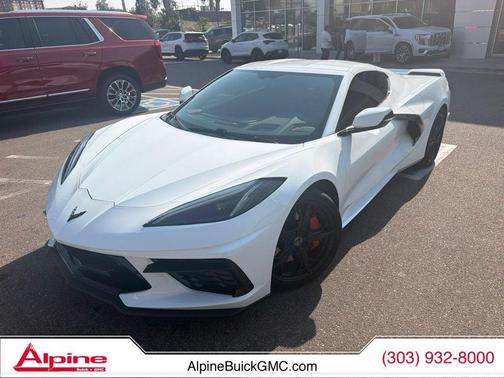Arctic White 2022 Chevrolet Corvette Stingray w/2LT