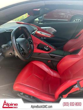 Arctic White 2022 Chevrolet Corvette Stingray w/2LT