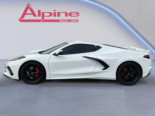 Arctic White 2022 Chevrolet Corvette Stingray w/2LT