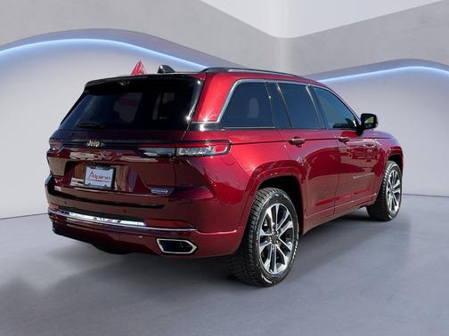 Velvet Red Pearlcoat 2023 Jeep Grand Cherokee Overland
