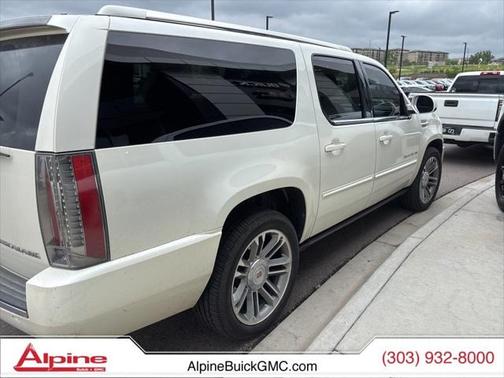 2014 Cadillac Escalade ESV Premium