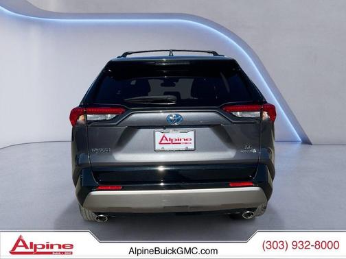 2023 Toyota RAV4 Hybrid SE