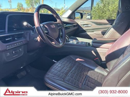 2023 Cadillac Escalade ESV Sport Platinum