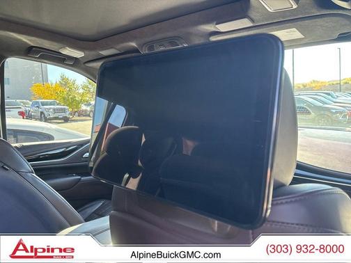 2023 Cadillac Escalade ESV Sport Platinum