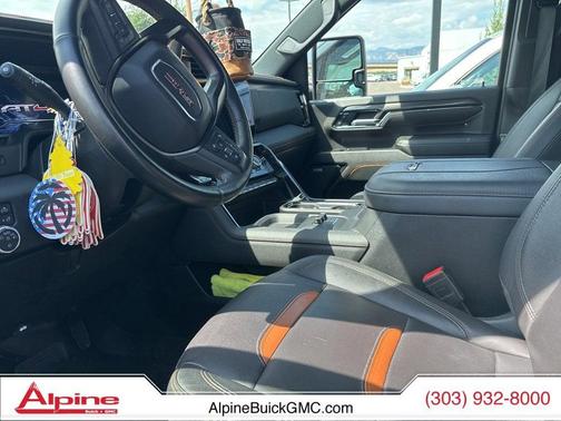 2024 GMC Sierra 2500 AT4