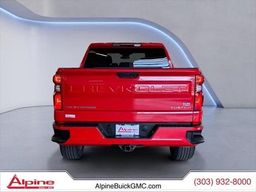2022 Chevrolet Silverado 1500 Custom