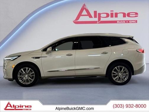 2022 Buick Enclave AWD Essence