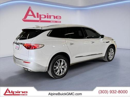 2022 Buick Enclave AWD Essence