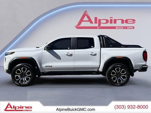 Summit White 2025 GMC Canyon AT4