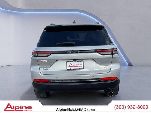 2022 Jeep Grand Cherokee Altitude