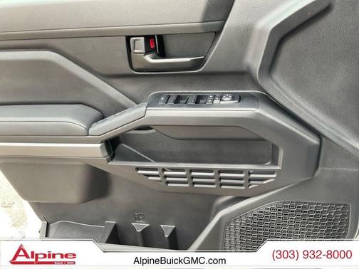 Ice Cap 2025 Toyota Tacoma SR5