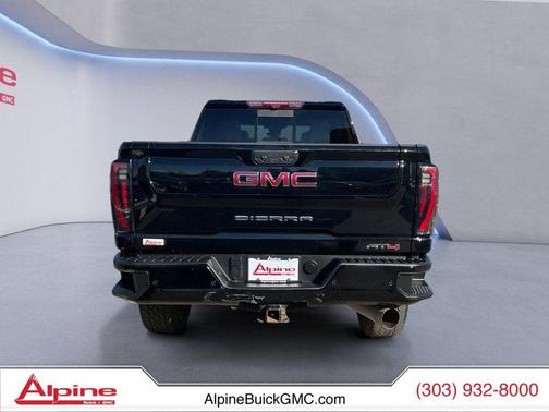 2024 GMC Sierra 2500 AT4